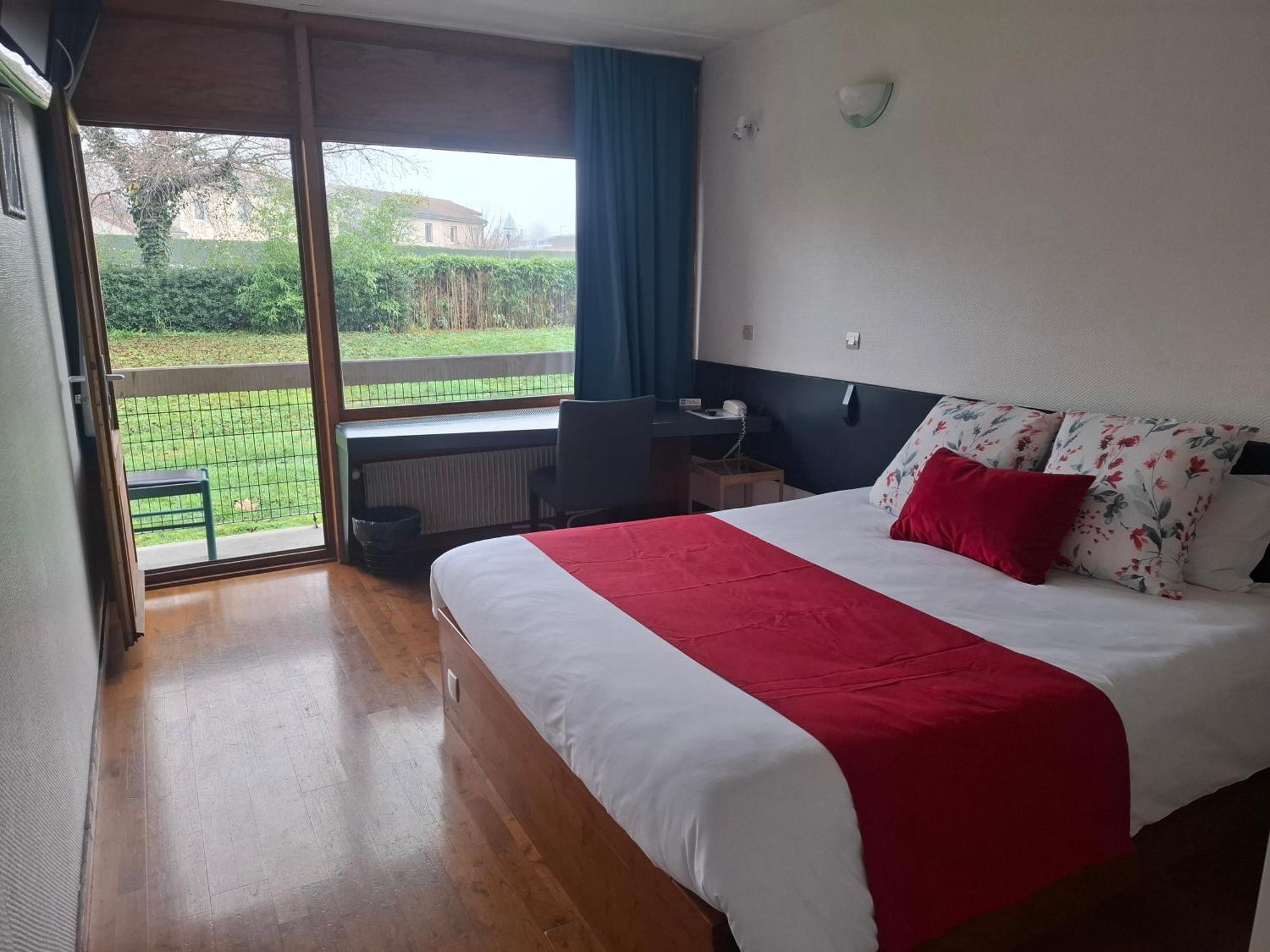 Hotel Restaurant Cirius Montrond-les-Bains Luaran gambar